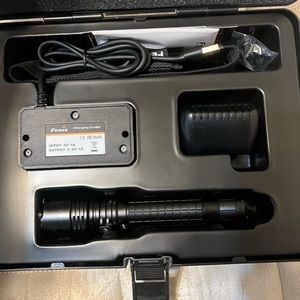 Fénix lighting for extremes